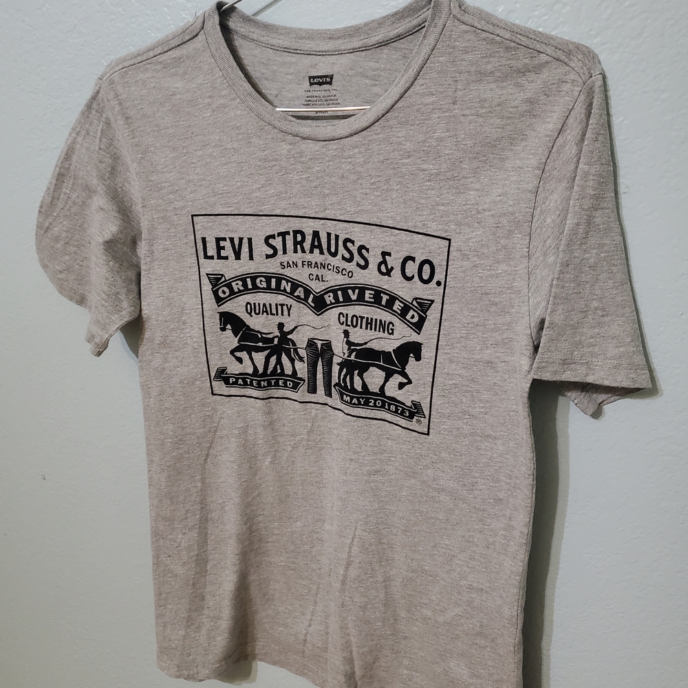 Levi's Light Gray Graphic Tee